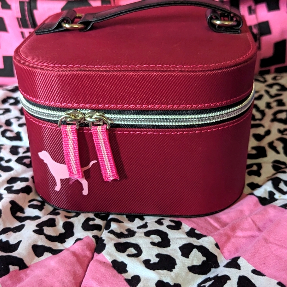 SOLD‼️Victoria's Secret PINK vintage jewelry box